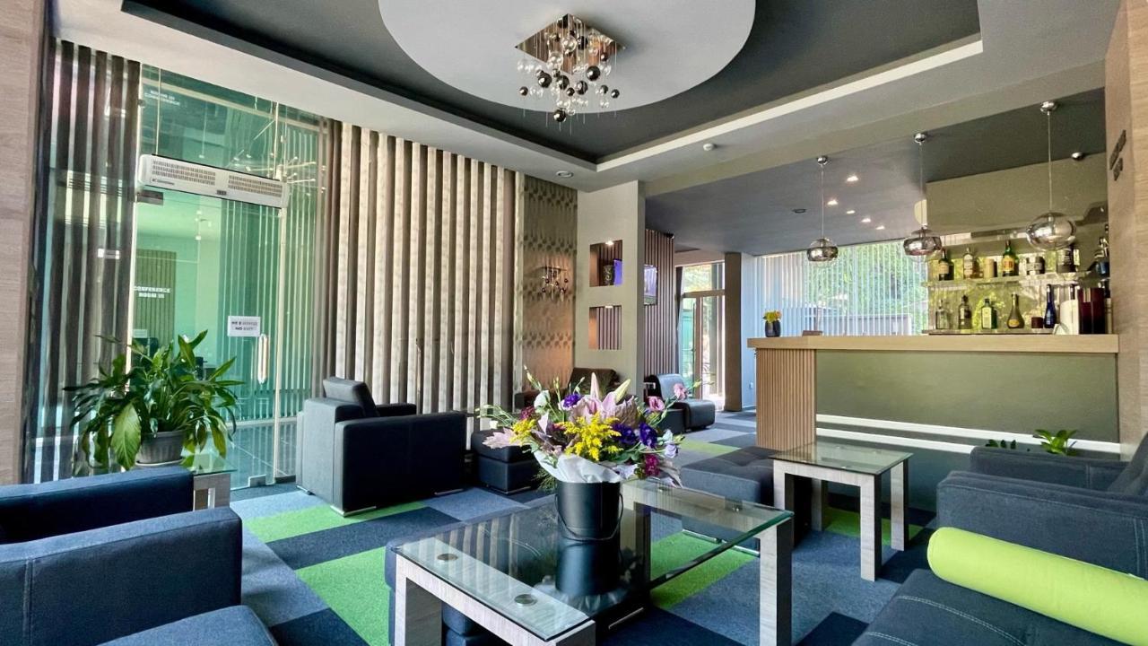 פלובדיב Expo Hotel מראה חיצוני תמונה