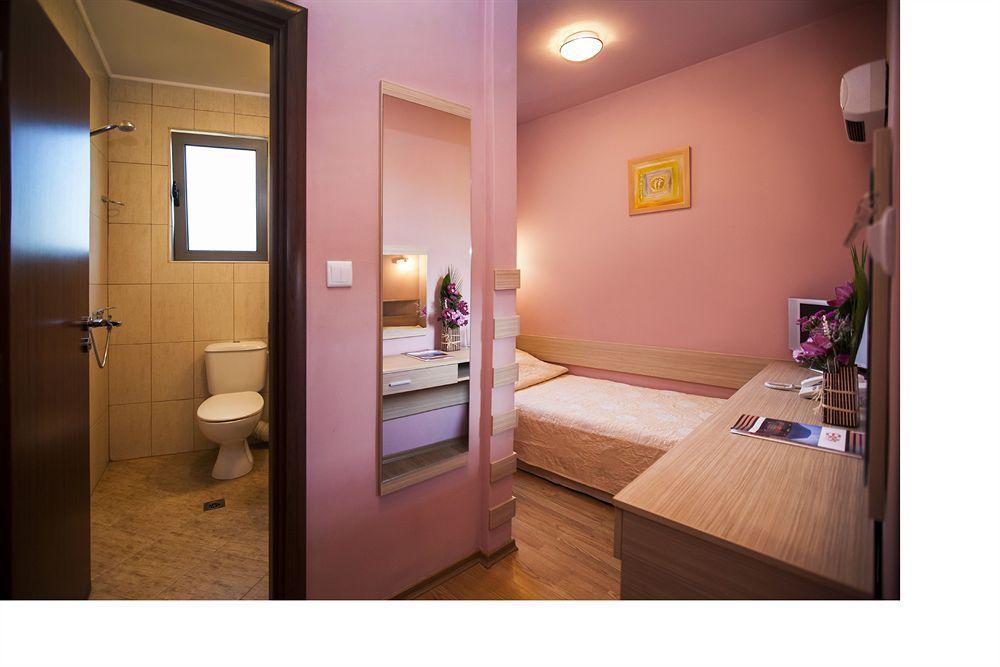 פלובדיב Expo Hotel מראה חיצוני תמונה