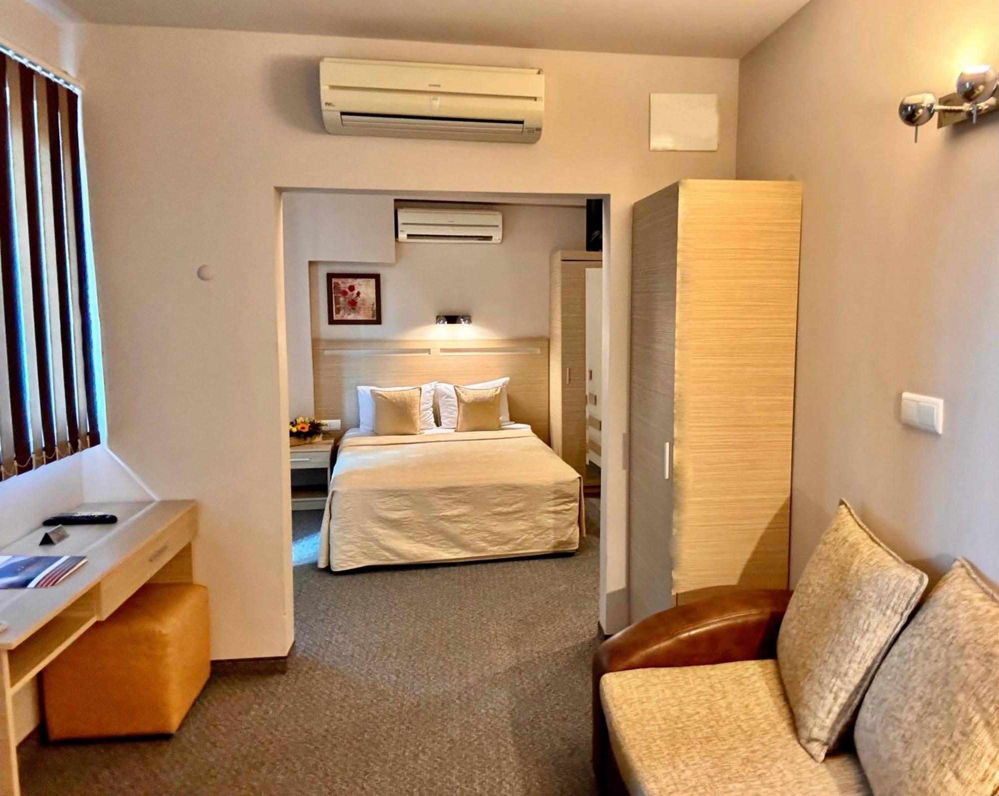 פלובדיב Expo Hotel מראה חיצוני תמונה