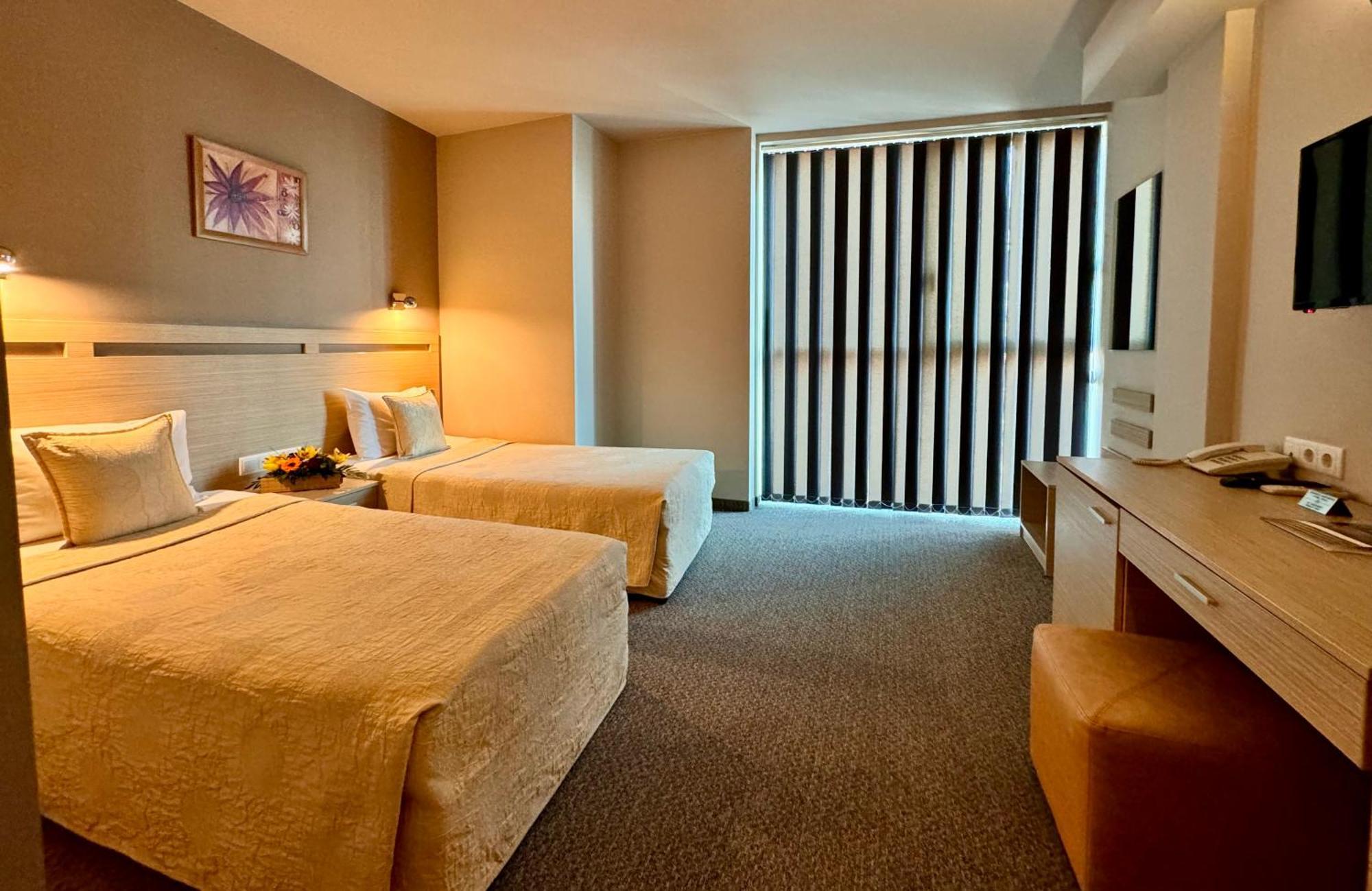 פלובדיב Expo Hotel מראה חיצוני תמונה